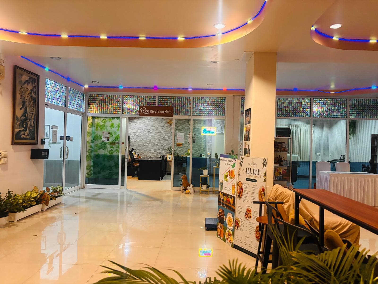 Lobby café area