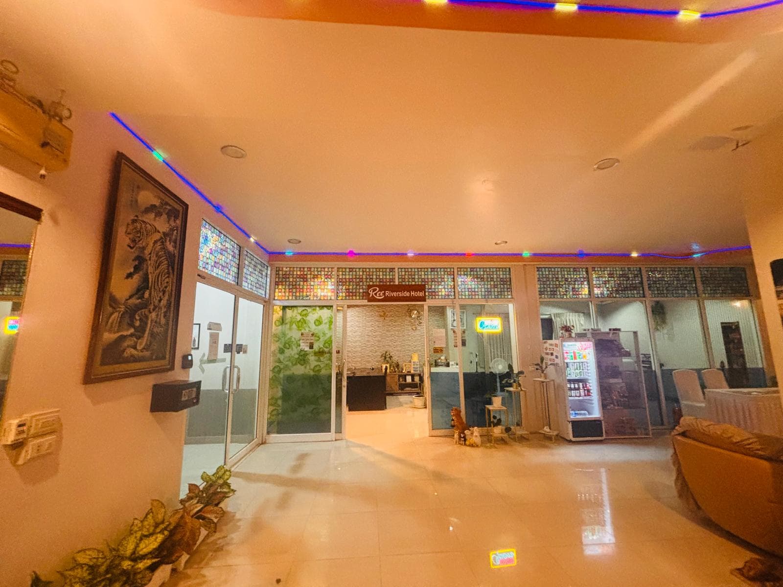 Lobby — night